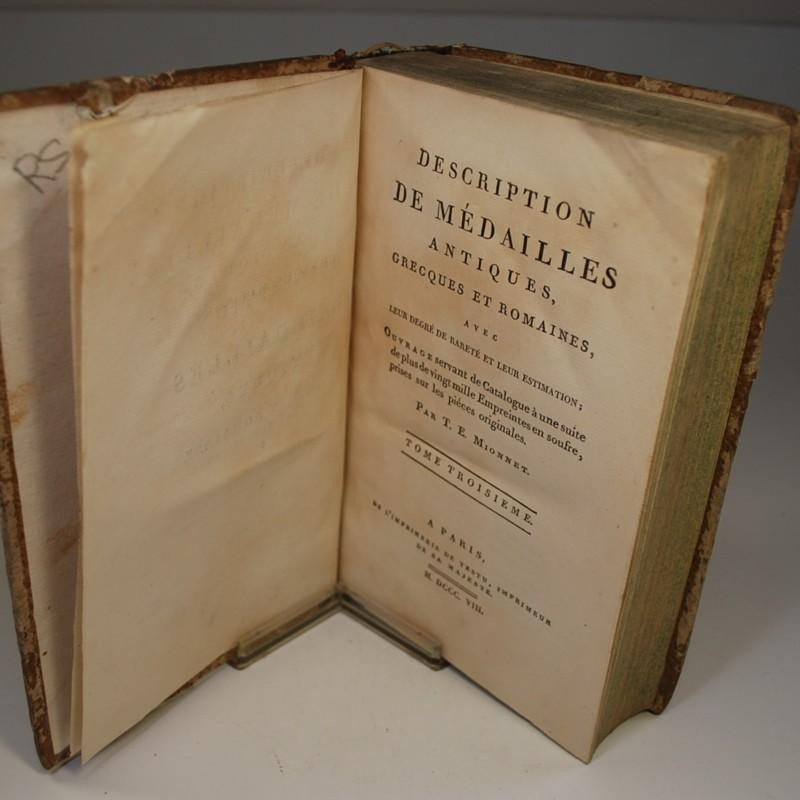 DESCRIPTION DE MÉDAILLES ANTIQUES GRECQUES ET ROMAINES (T. III)