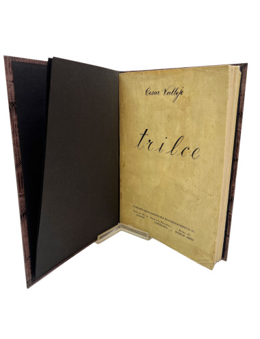 CÉSAR VALLEJO - TRILCE...